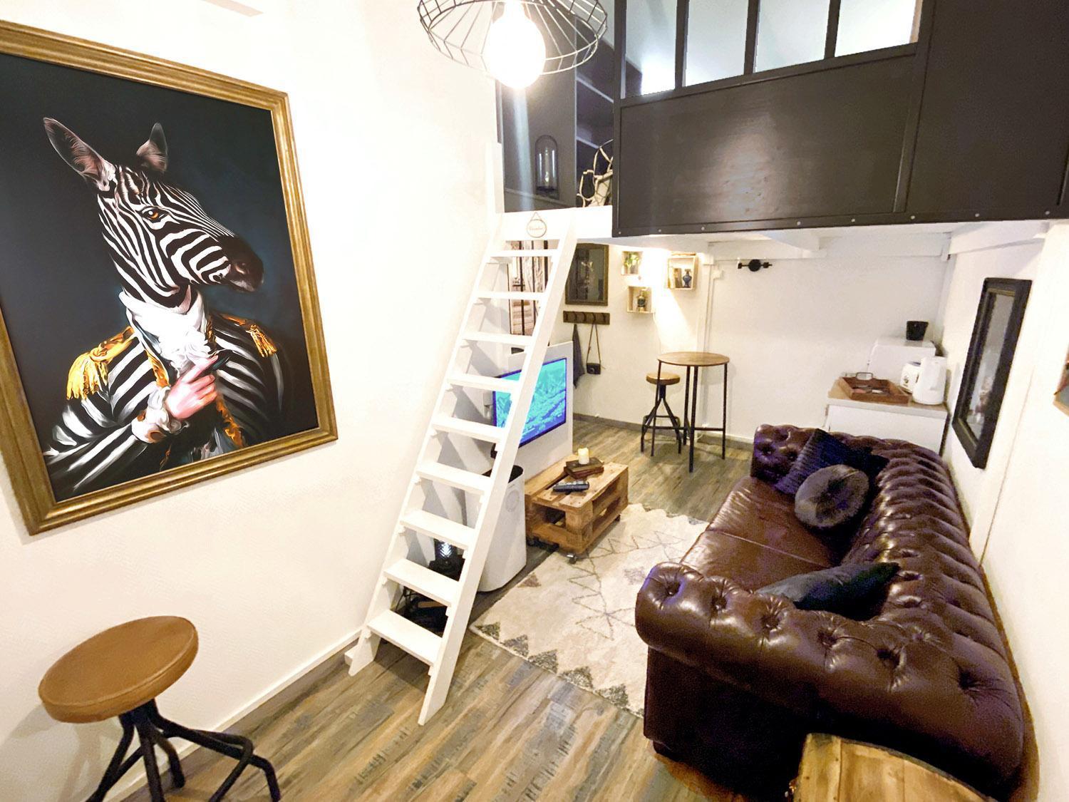 L'INTIMISTE à St Lô - Studio Duplex Privé - Atypique - Netflix - WIFI - Parking gratuit - Entrée autonome Saint-Lô Extérieur photo